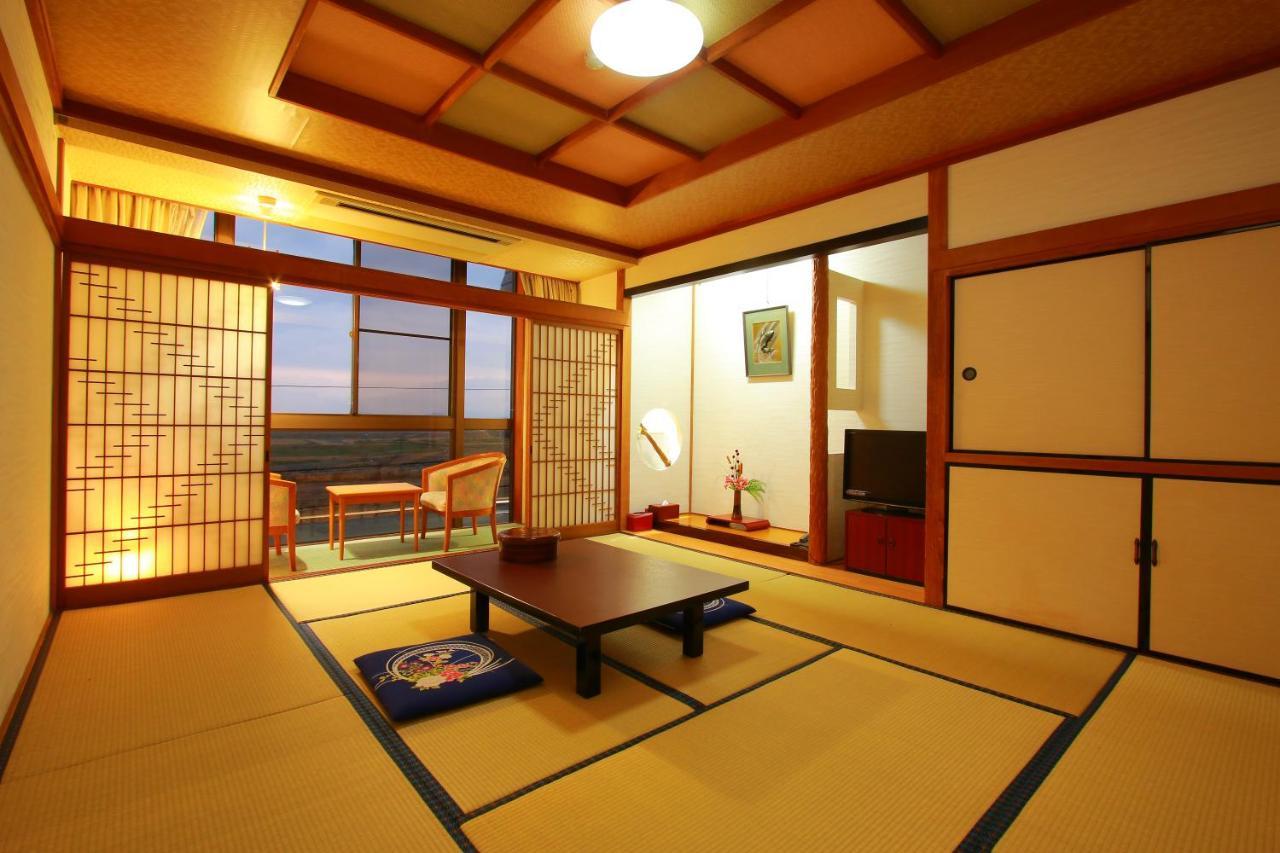 Yumoto Kobayashi Hotel Kurume Buitenkant foto