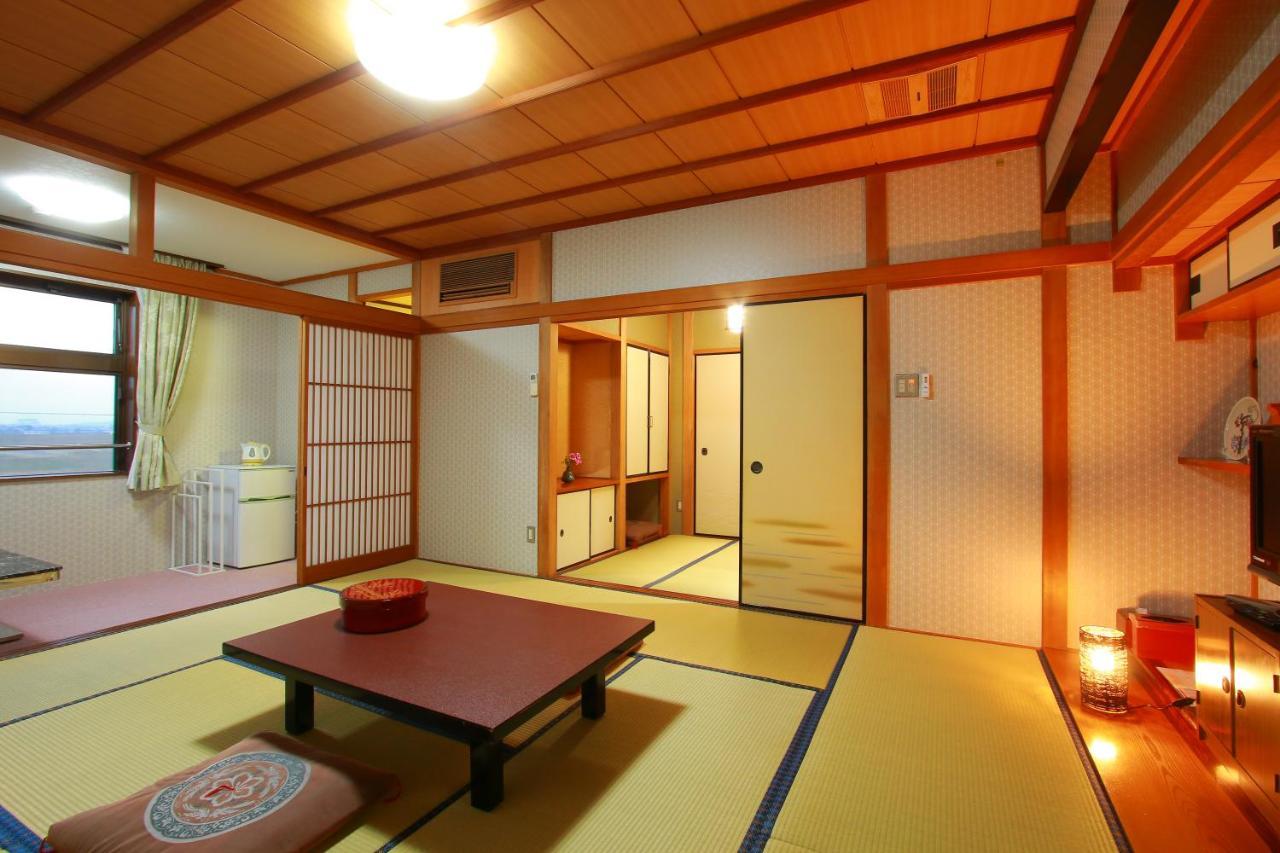 Yumoto Kobayashi Hotel Kurume Buitenkant foto